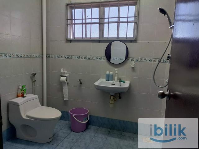 Room for rent in Malaka