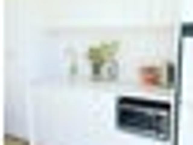Apartment for rent in Paremoremo