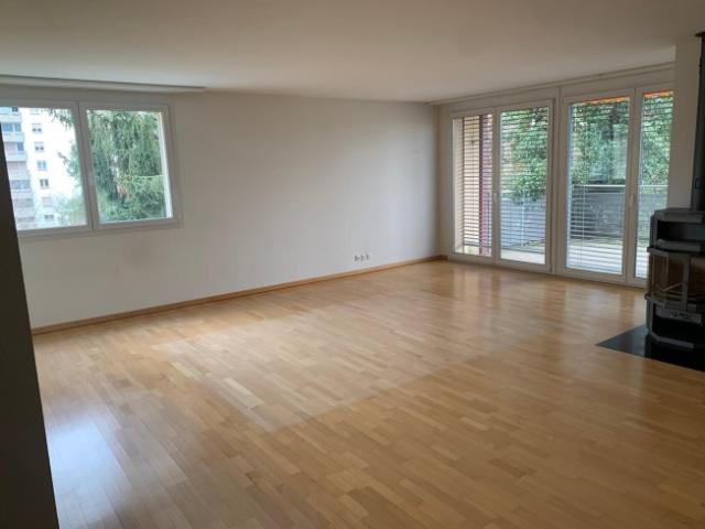 Etagenwohnung mieten in Unterengstringen