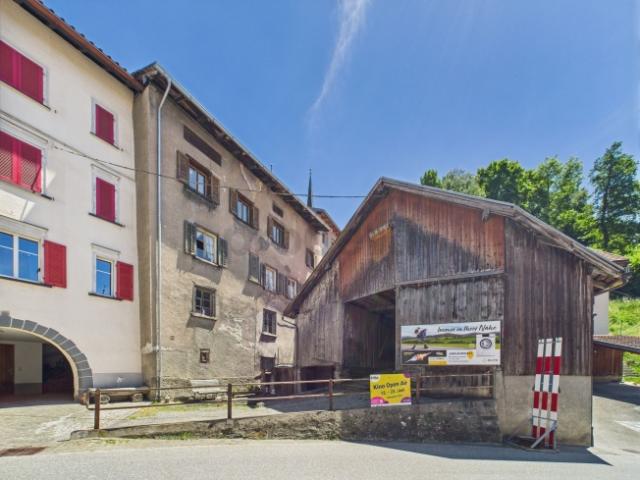 Reihenfamilienhaus kaufen in Tamins, Graubünden