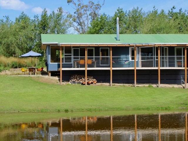House for rent in Otakou