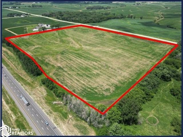 Farm for sale in Cedar, Iowa