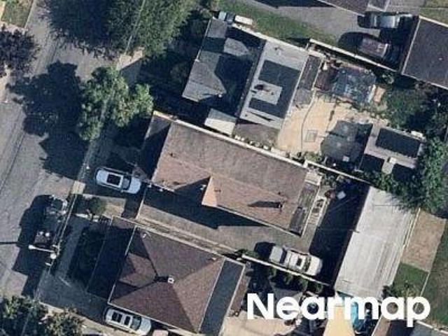 House for sale in Perth Amboy, Middlesex County