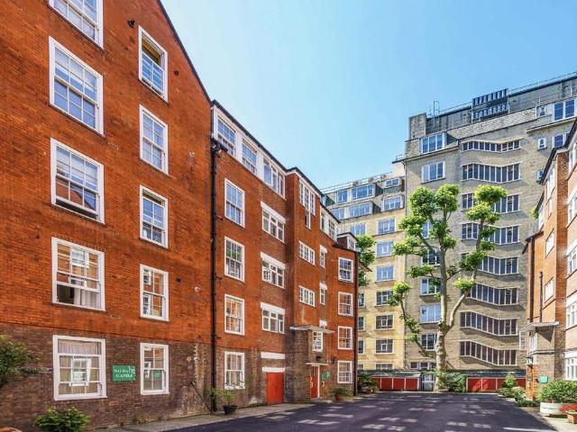 Apartment for rent in London Borough of Camden, Greater London