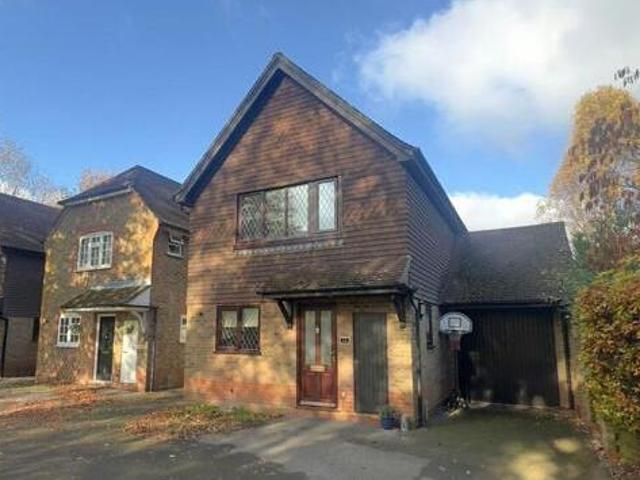 House for sale in Farnborough, Hampshire