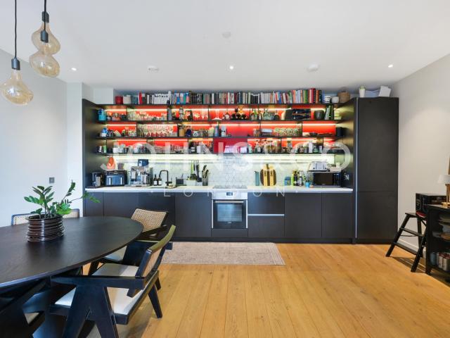 Apartment for rent in London City Island, Greater London