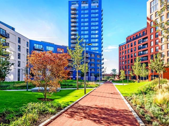 House for rent in London City Island, Blackwall