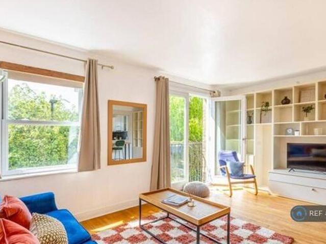 House for rent in Lyons, Greater London