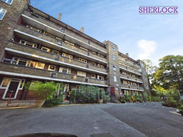 House for rent in South Lambeth, Greater London