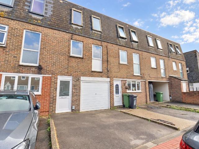 Apartment for rent in Stamshaw, Portsmouth