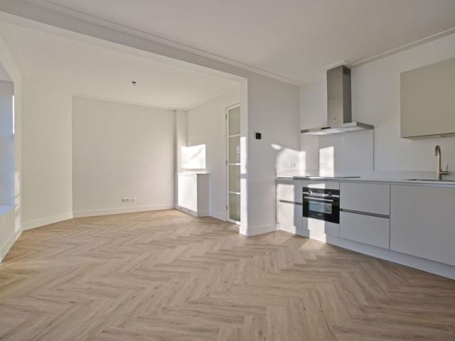 Appartement te huur in Zuid, Amsterdam