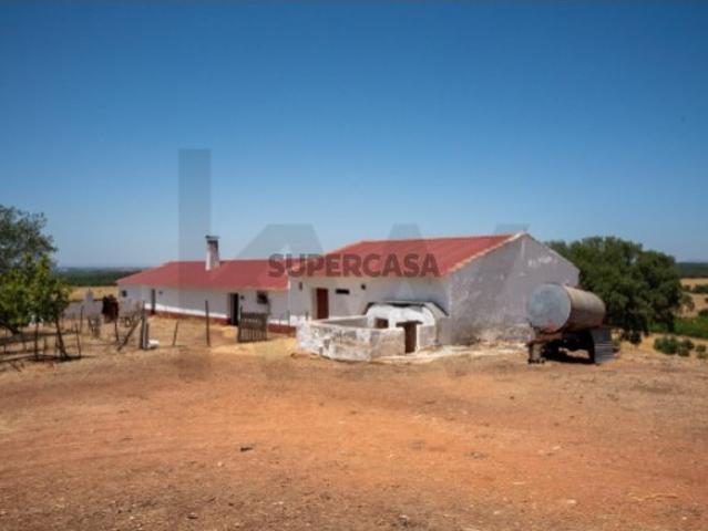 Casa venda em Montoito, Redondo