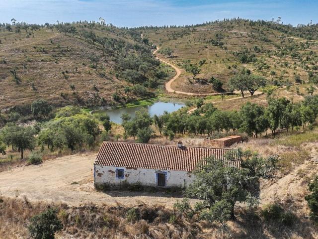 Vivenda venda em Corgo dos Pereiros, Odemira