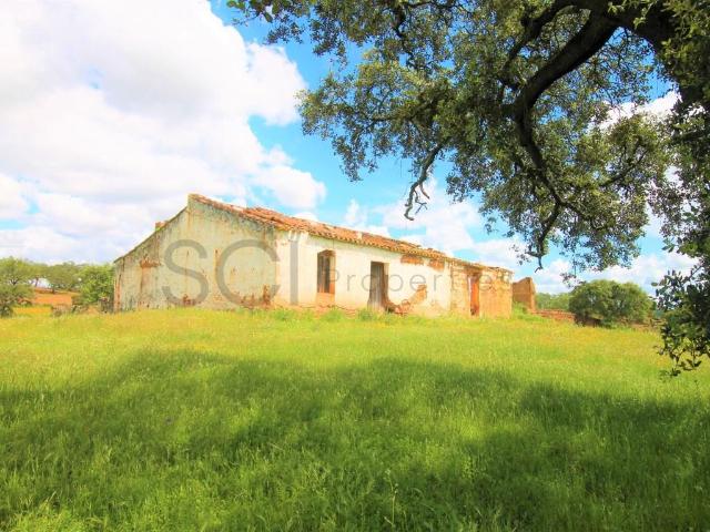 Vivenda venda em Vila Verde de Ficalho, Serpa