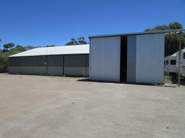 Apartment for sale in Warracknabeal, Victoria