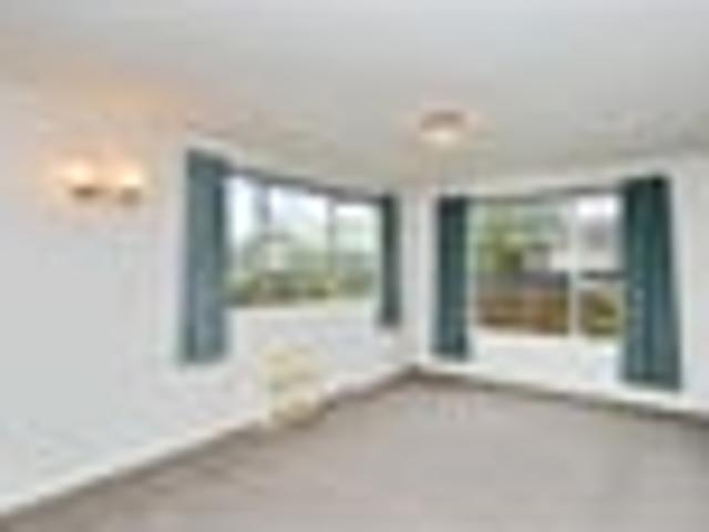 Apartment for sale in Heathcote, Canterbury