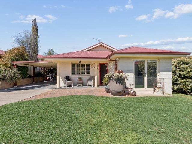 House for sale in Young, Hilltops Council
