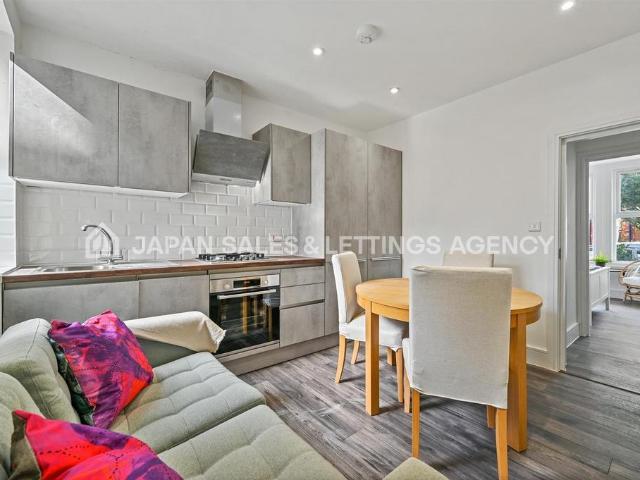 Apartment for rent in London Borough of Ealing, Greater London