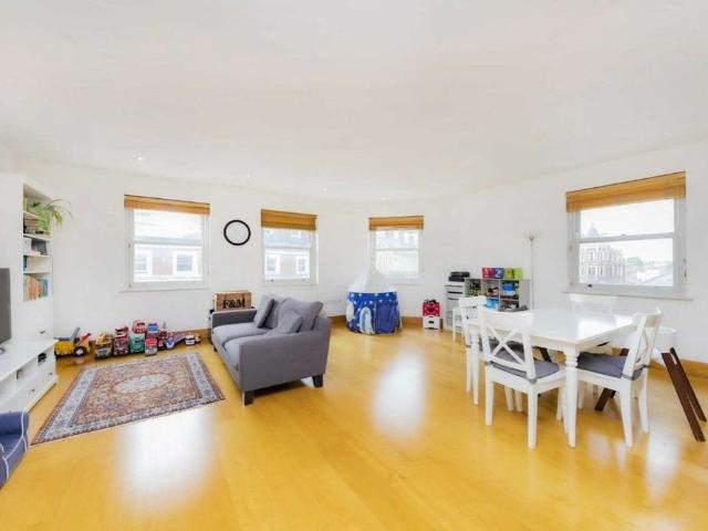 Apartment for rent in Bayswater, Isle Of Man