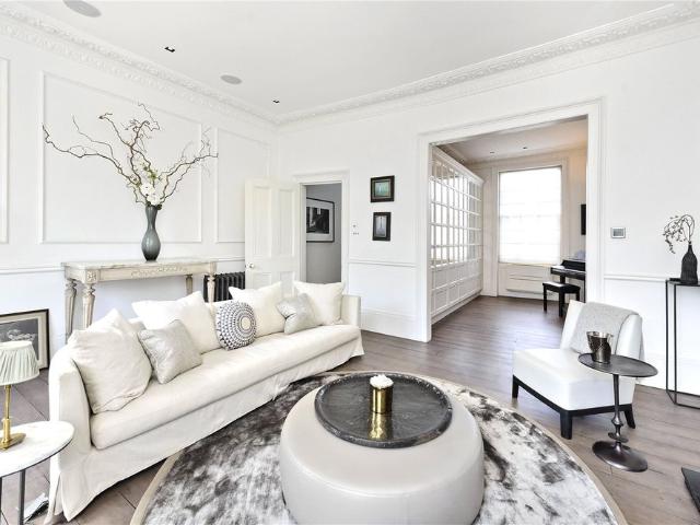 House for rent in Bayswater, Greater London