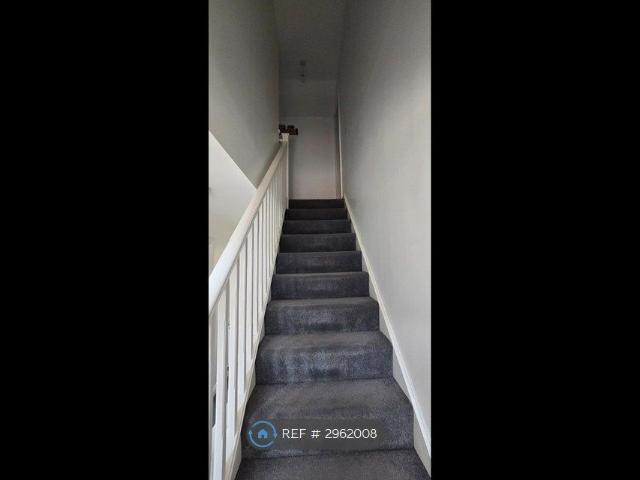 Room for rent in Whitehouse, Milton Keynes