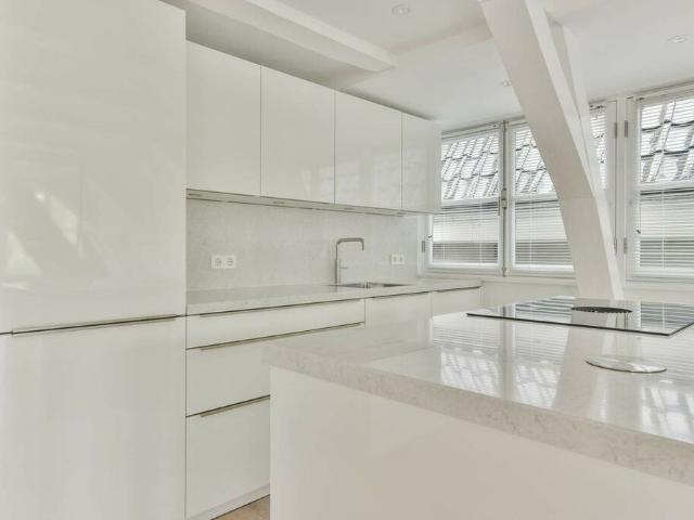 Appartement te huur in Grachtengordel, Amsterdam