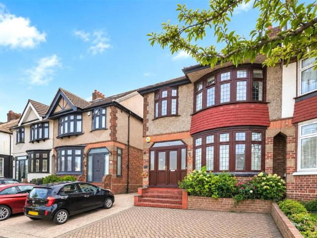 House for rent in Clayhall, Greater London