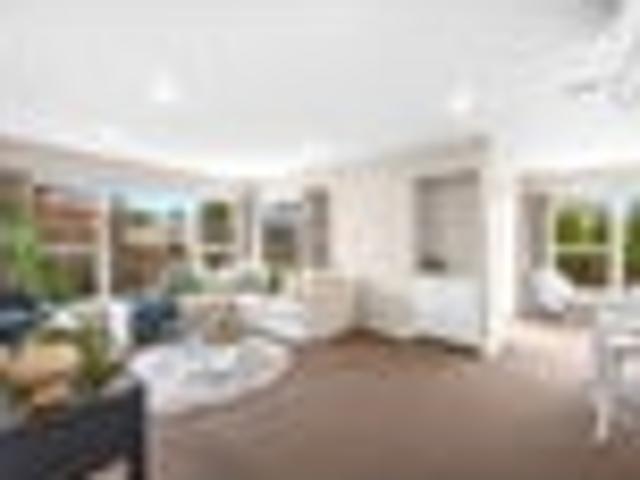 House for sale in Chaslands, Canterbury