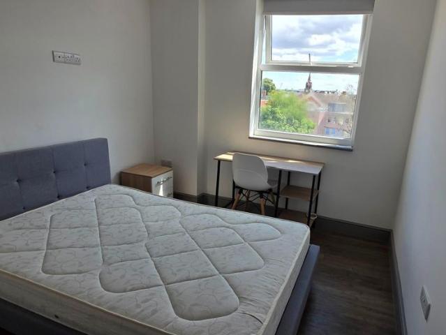 Room for rent in New Normanton, East Midlands