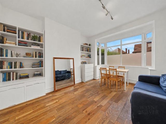 Apartment for rent in Hendon, Greater London