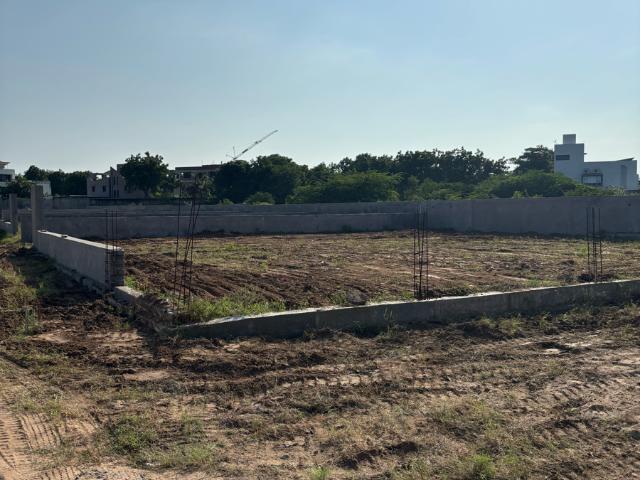 Land for sale in Ahmadabad, Gujarat