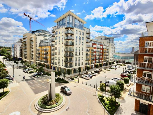 Apartment for rent in Colindale, Greater London