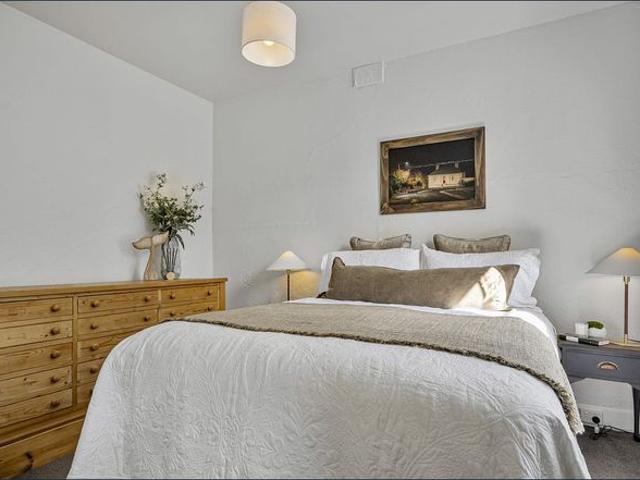 Granny Flat for rent in Hobart, Tasmania