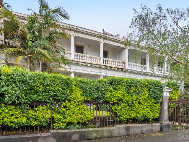 Apartment for rent in St Kilda, Melbourne