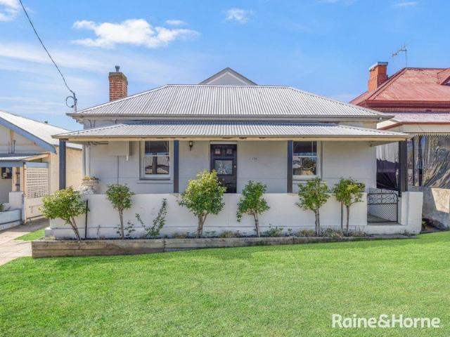 House for sale in Bathurst