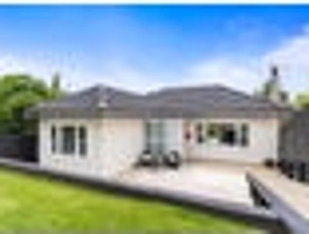House for sale in Wairau Valley