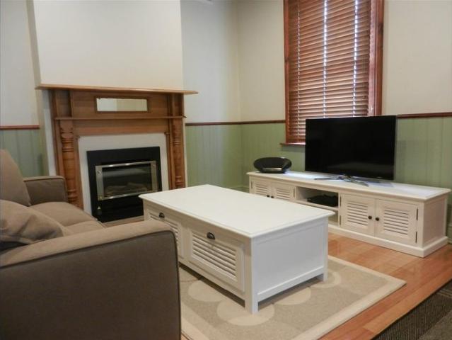 Townhouse for rent in Hobart, Tasmania