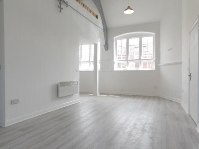 Apartment for rent in Elmton, East Midlands