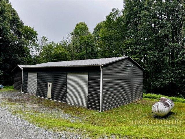 House for sale in Watauga, North Carolina