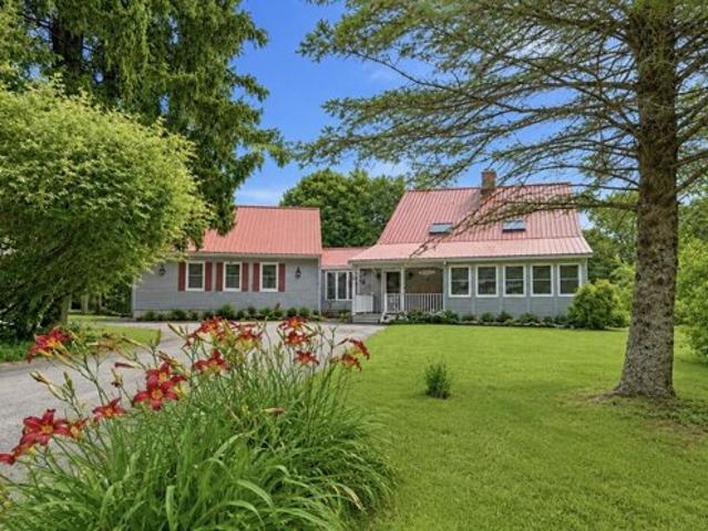 House for sale in Rollinsford, Strafford County