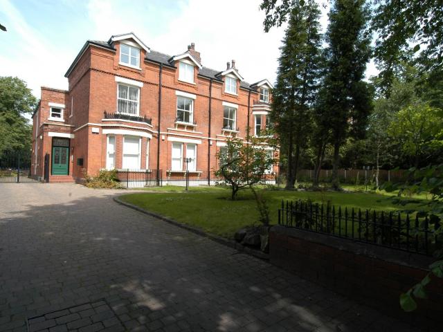Apartment for rent in Heaton Moor, Greater Manchester