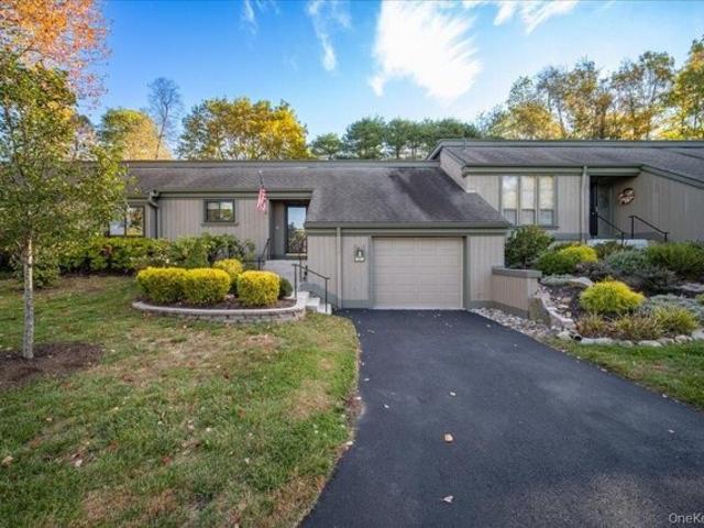 Condo for sale in Heritage Hills, Somers