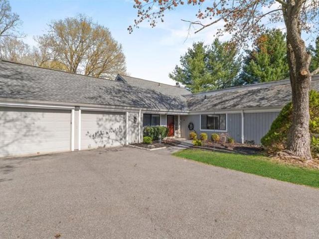 Condo for sale in Somers, Heritage Hills