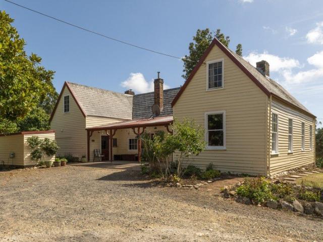 Cottage for sale in Ulverstone, Tasmania