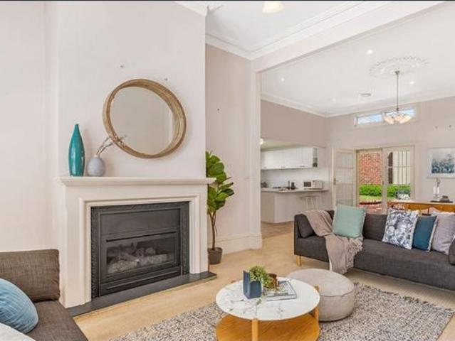 House for rent in Essendon, Melbourne
