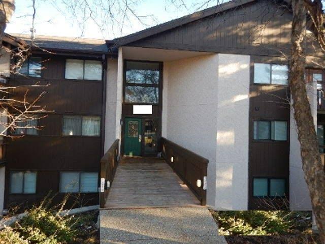 Condo for sale in Saint Charles, Missouri