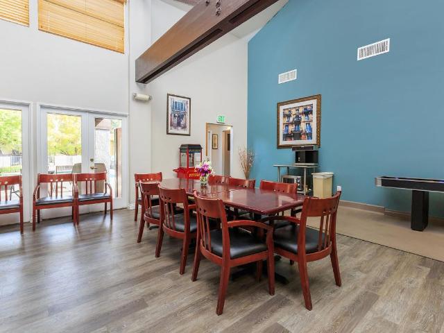Apartment for rent in Alta Loma, Alta