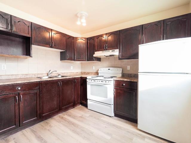 House for rent in Wedgewood, Alberta