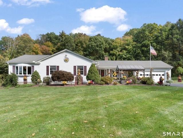 House for sale in Putnam, Northeastern Connecticut Planning Region