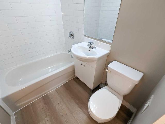 Apartment for rent in Wedgewood, Alberta
